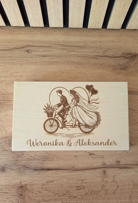 Personalizowane pudełko ślubne na pieniądze z grawerem