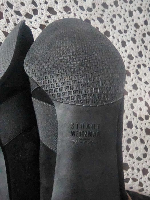 Чорні класичні замшеві туфлі, 41-42р, Stuart Weitzman