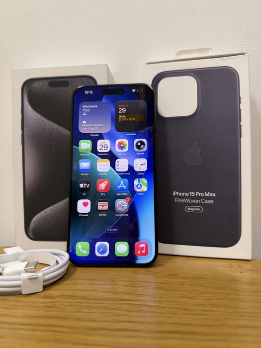 iPhone 15 Pro Max 256GB Tytan Czarny stan jak NOWY nieużywany kabel