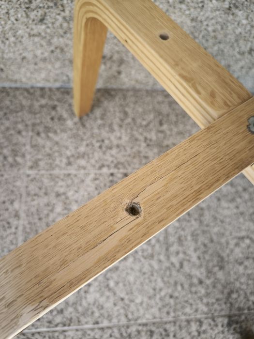 Cadeira branca para dar, estilo Ikea