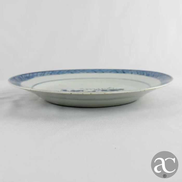 Prato porcelana China, Dinastia Qing, Período Qianlong, séc. XVIII n2