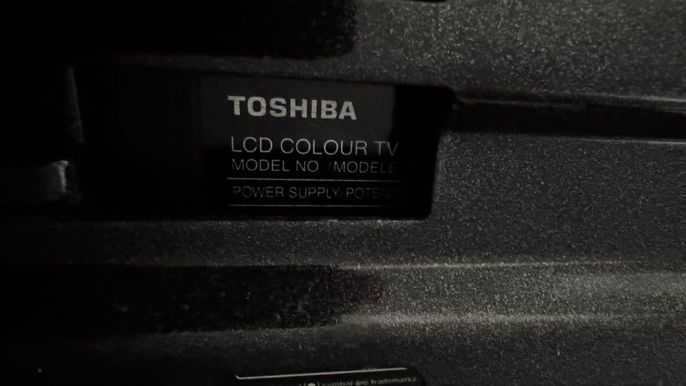 TV Toshiba REGZA LCD – Excelente Estado – A Funcionar