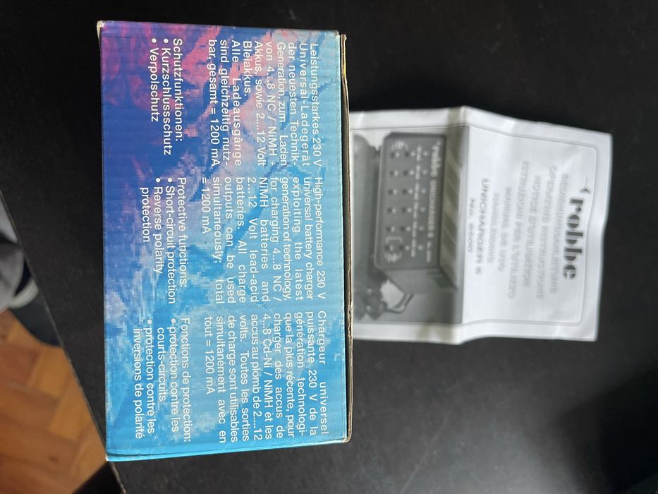 Unicharger Robbe no 8500  total 1200 mA carregador rc