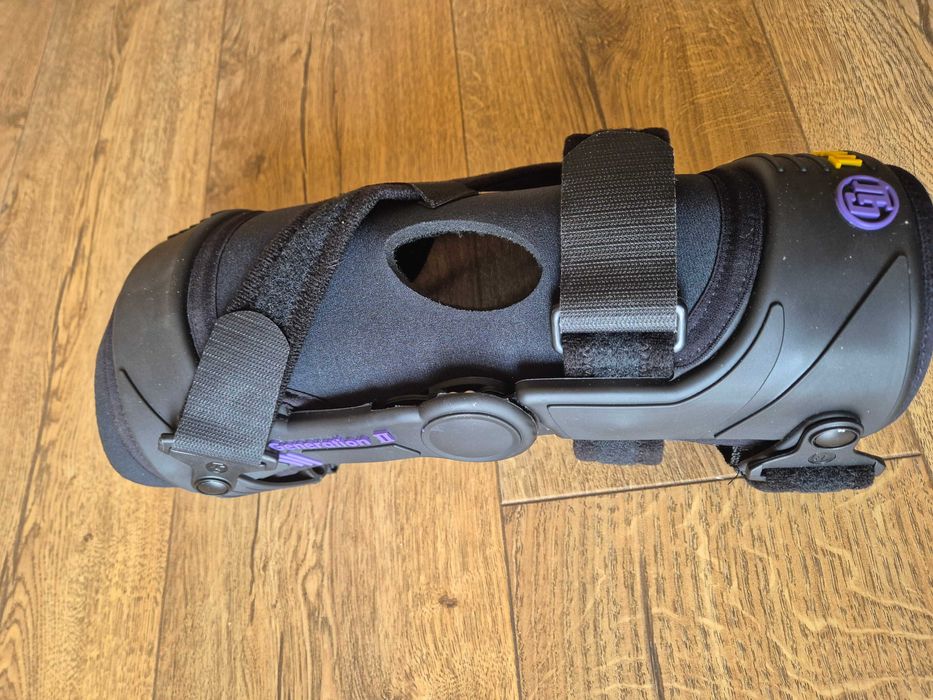 Orteza kolana prawego G II TRENER