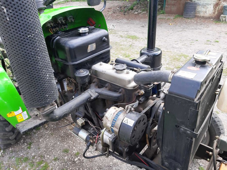 Трактор Синтай 240