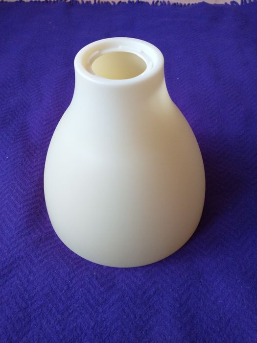 Klosz do lampy wiszącej Melodi Ikea  wysokość 26 cm