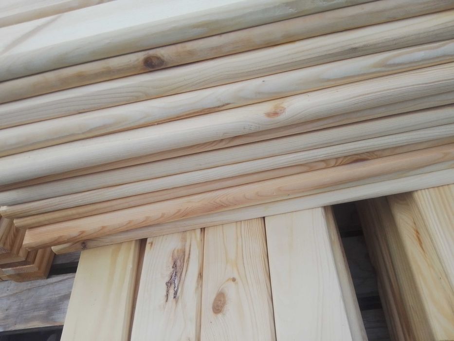 Deska sosnowa, heblowana, strugana czterostronnie