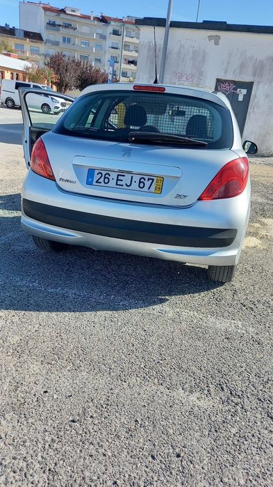 Vendo Peugeot 207 1.4 HDI — photo 4