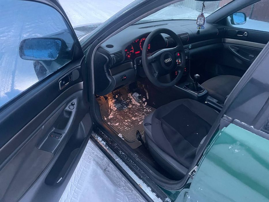 Продам Audi A4 B5