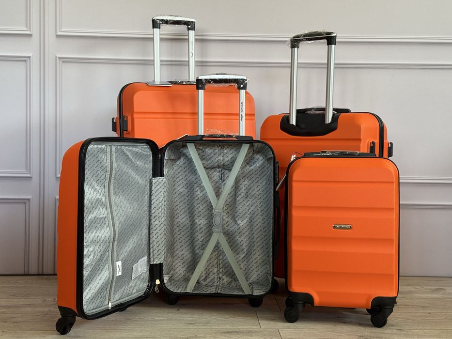 Чемодан чемоданы валіза  Wings AT 01 ПОЛЬША  ( АКЦІЯ)