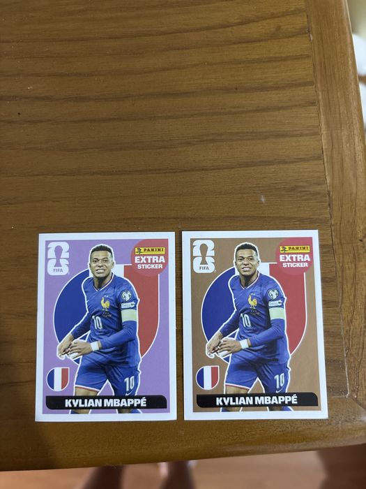 Vendo cromos especiais kylian mbappe