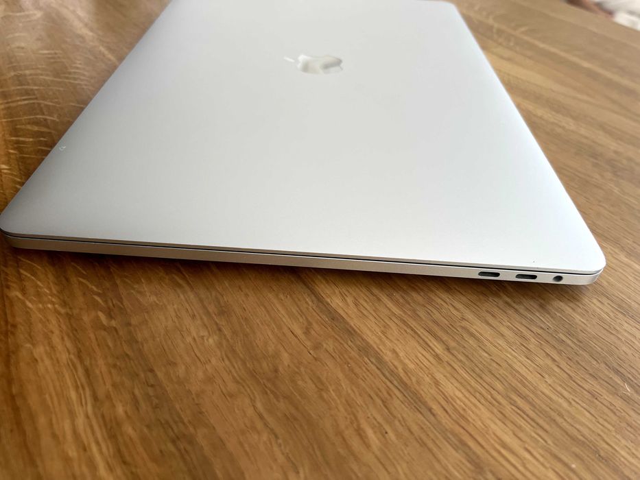 Macbook pro 2017 15 500Gb510533919258060802