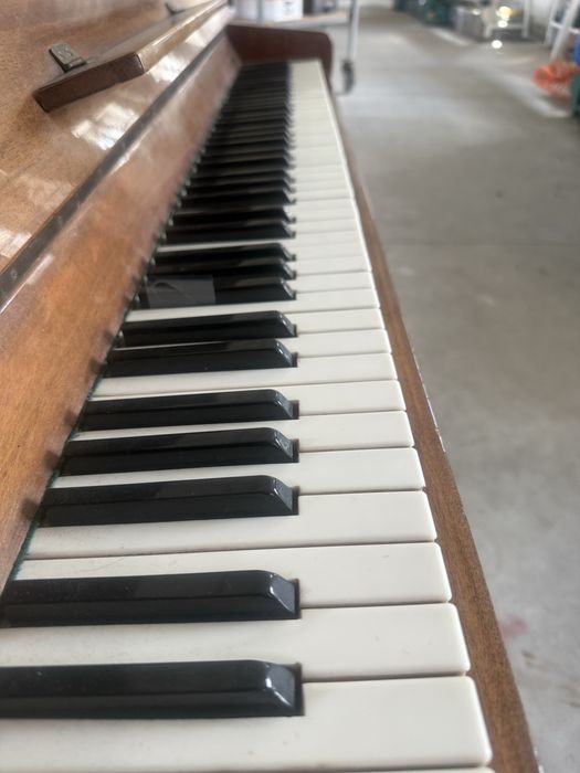 Pianino Liryka używane