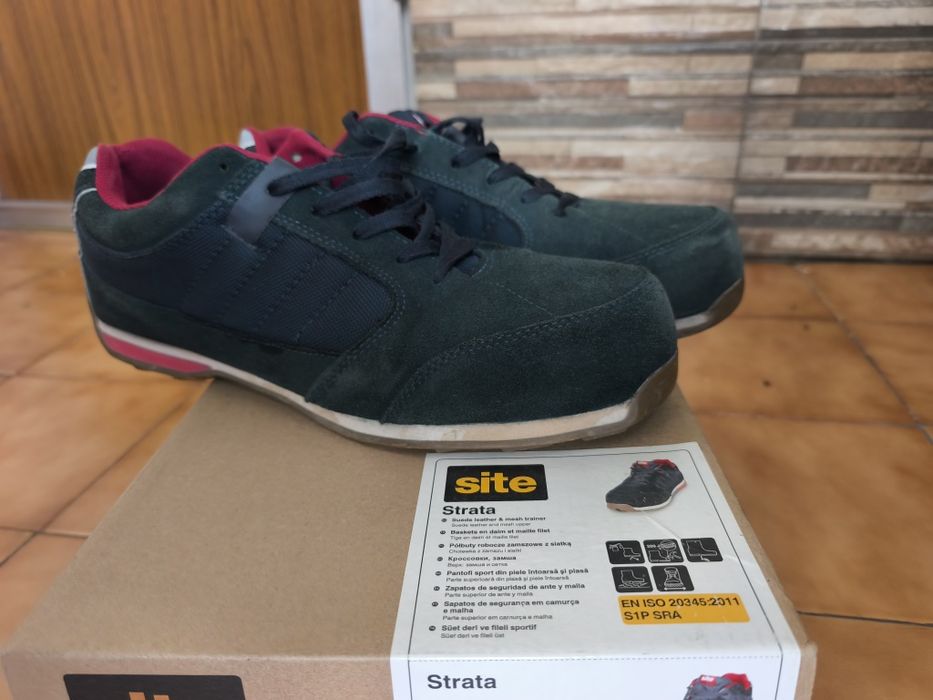 Sapatos tênis de protecção n 45/França
Muito leves e confortáveis
Pvp