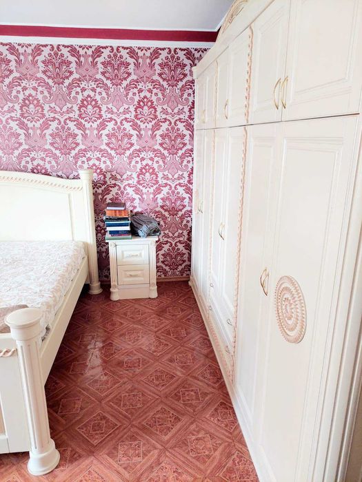 Комплект меблів (шкаф та кровать)
