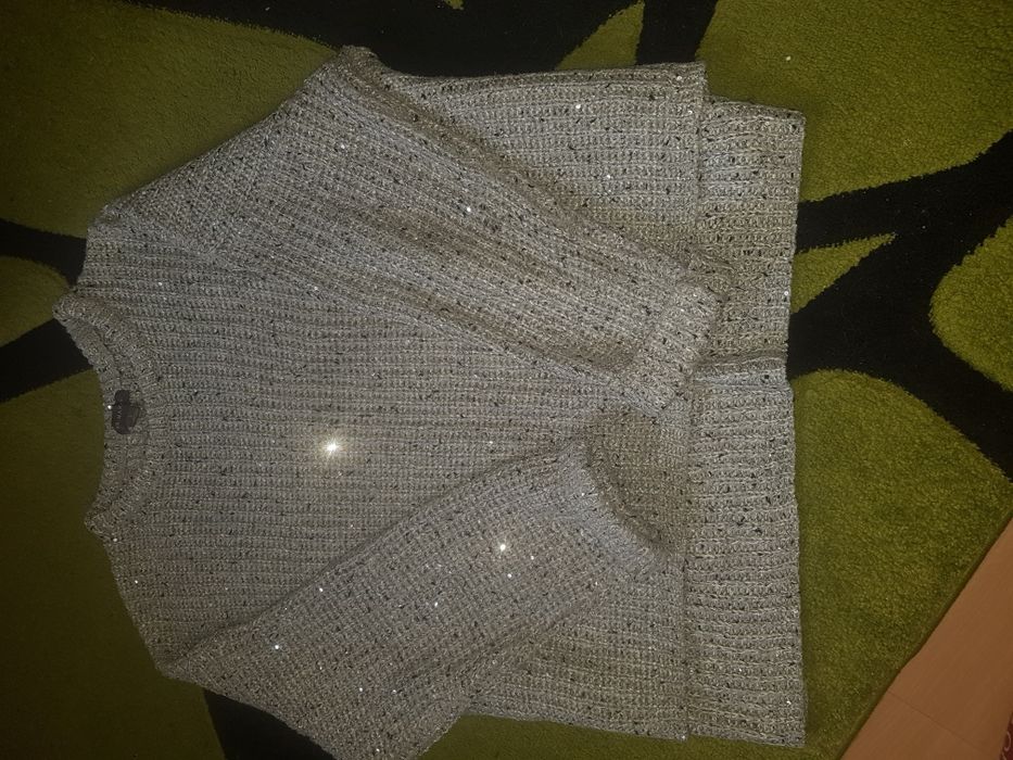 Śliczny sweter roz .L Primark