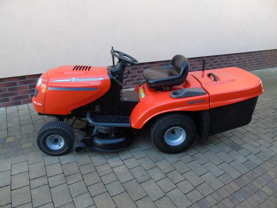 Traktorek kosiarka HUSQVARNA CTH 180 17,5 KM kosz automat PO SERWISIE