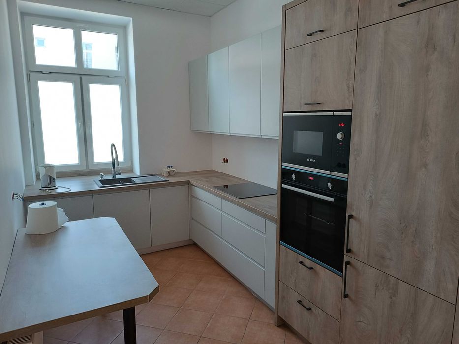 Wynajmę atrakcyjne biuro