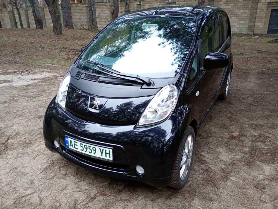 Peugeot ION электромобиль