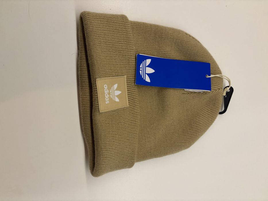 Czapka new adidas casual Classic