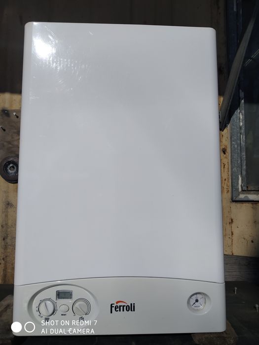 Двухконтурный котел Ferroli  Demicompakt F 24