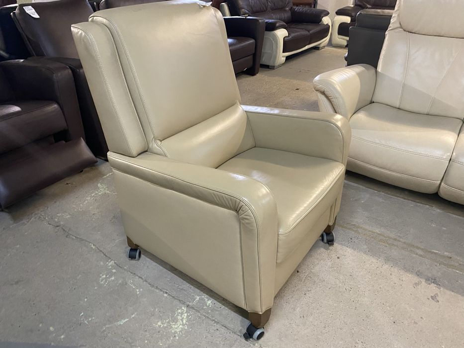 Piękny Fotel jasny skórzany skóra naturalna wygodny solidny FV DOWÓZ