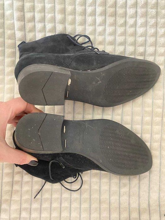 Демісізоні черевики жіночі, Натуральна замша, нові, 37 розмір