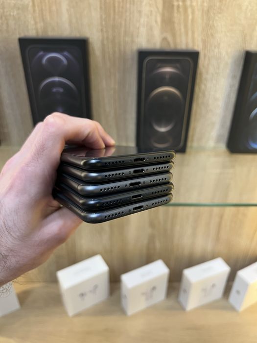 iPhone SE 2020 | Original | Used | Всі кольори