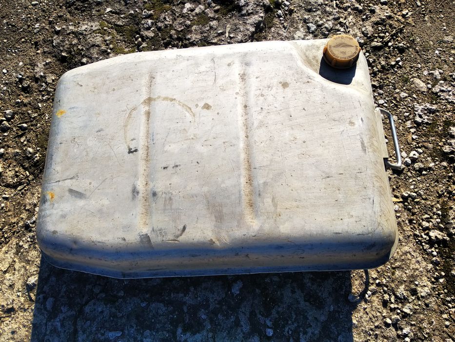 Бак-канистра,для воды и др..