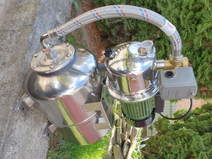 Насосная Станция 1,5 kW Гидрофор Нержавейка (ТІЛЬКИ ДОСТАВКА ПОШТОЮ)