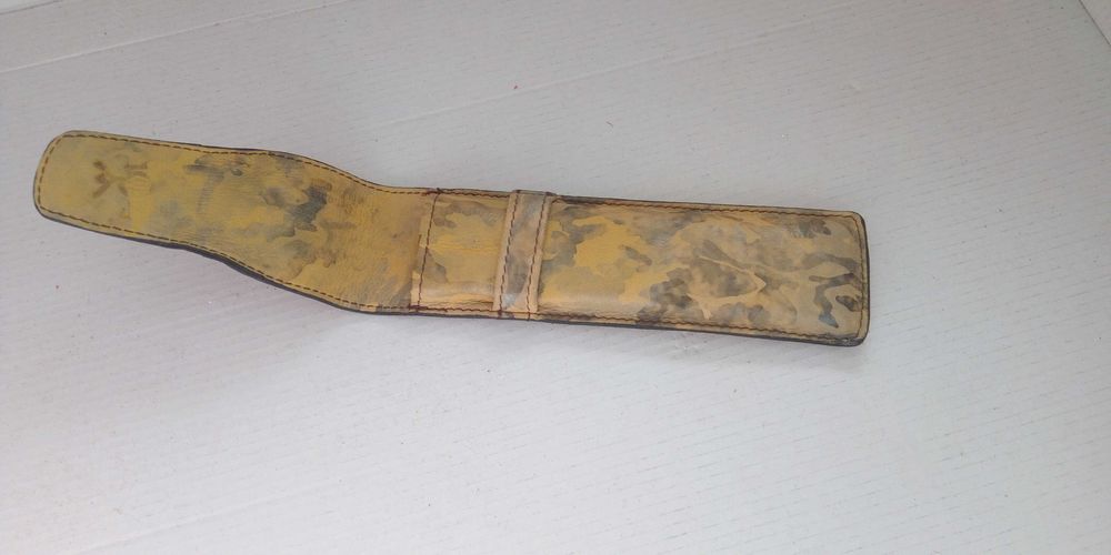 Porta Canetas em pele