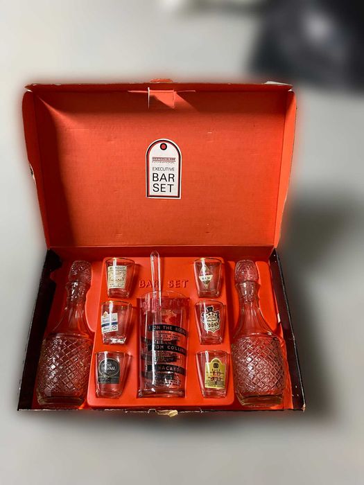 Fabuloso conjunto de bar de cocktails vintage