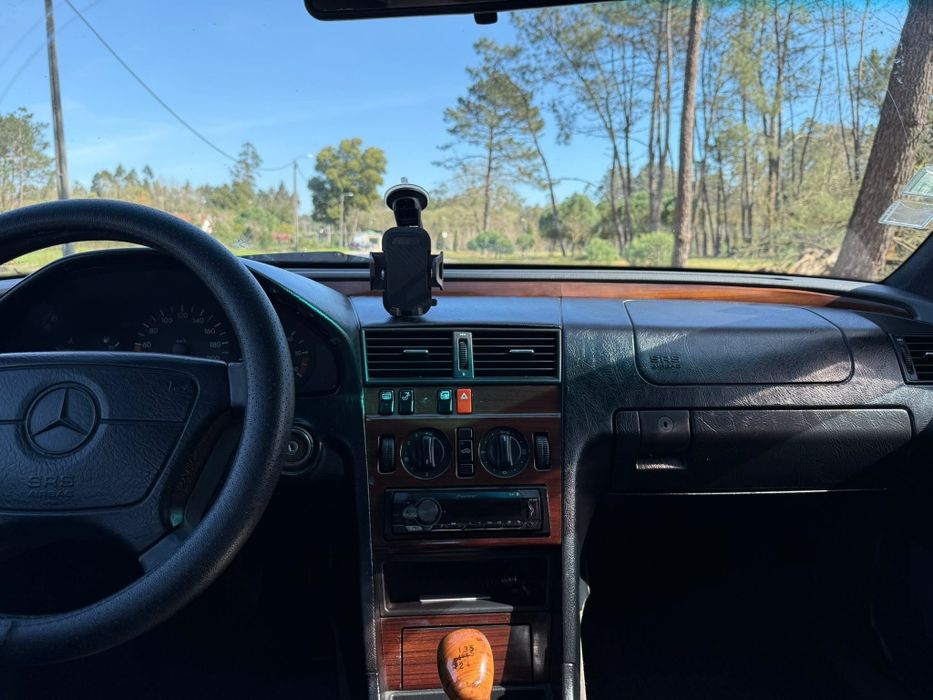 Mercedes Benz C200
