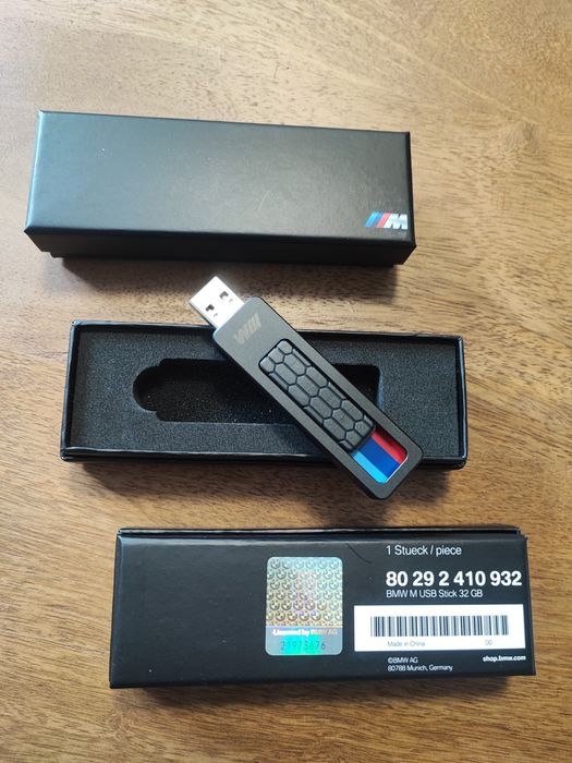Pendrive BMW M USB 2.0 32GB
