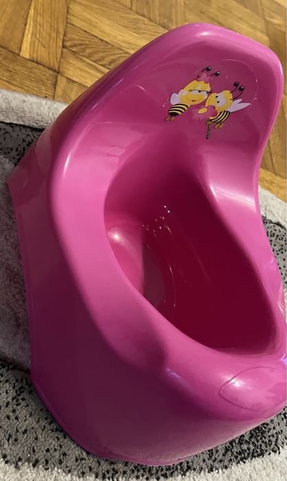 Горщик для дівчинки