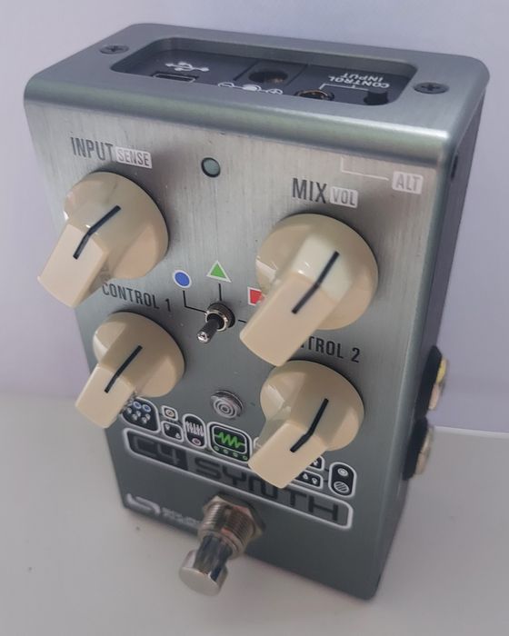 Source Audio C4 SYNTH. Efekt do gitary basowej/elektrycznej.