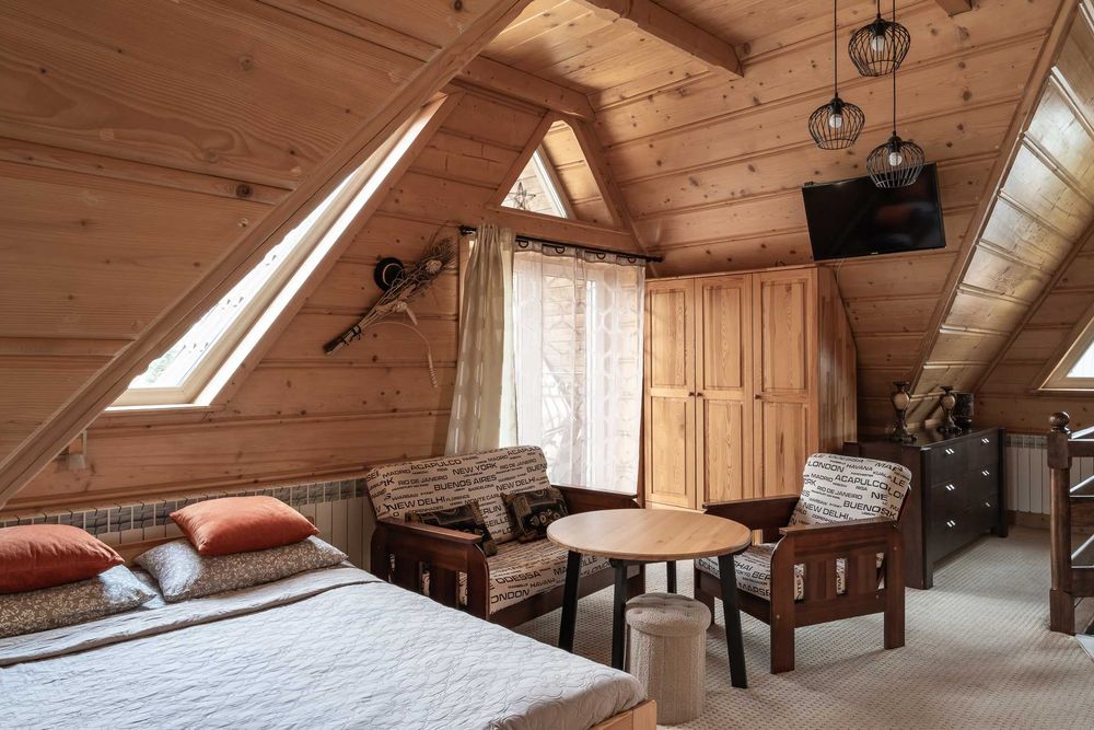 Noclegi Zakopane - blisko Krupówek - Pokój 4 osobowy - Willa Doris