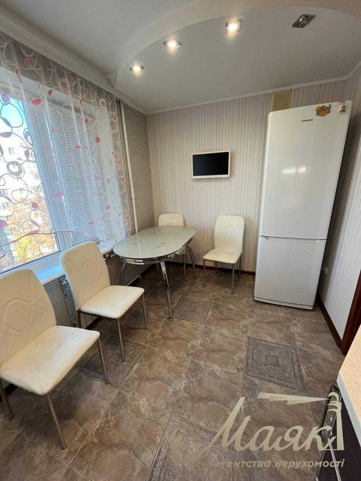 продам 2-к.кв.6/9,пр.Преображенський,25,зуп.Школа