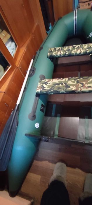 Продам лодку БАРК 310