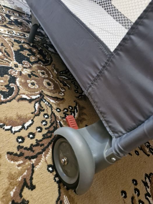 Дитячий манеж Geoby