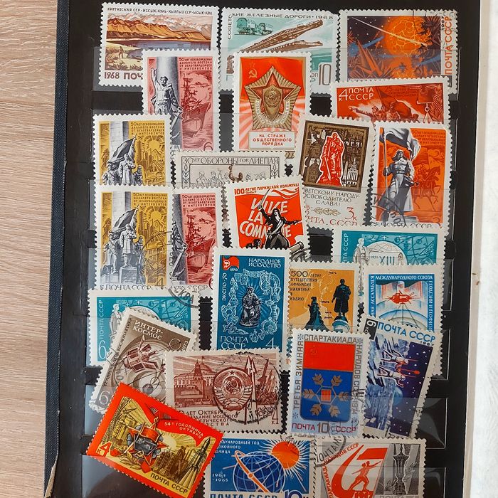 Продам альбом марок різних країн і тематики