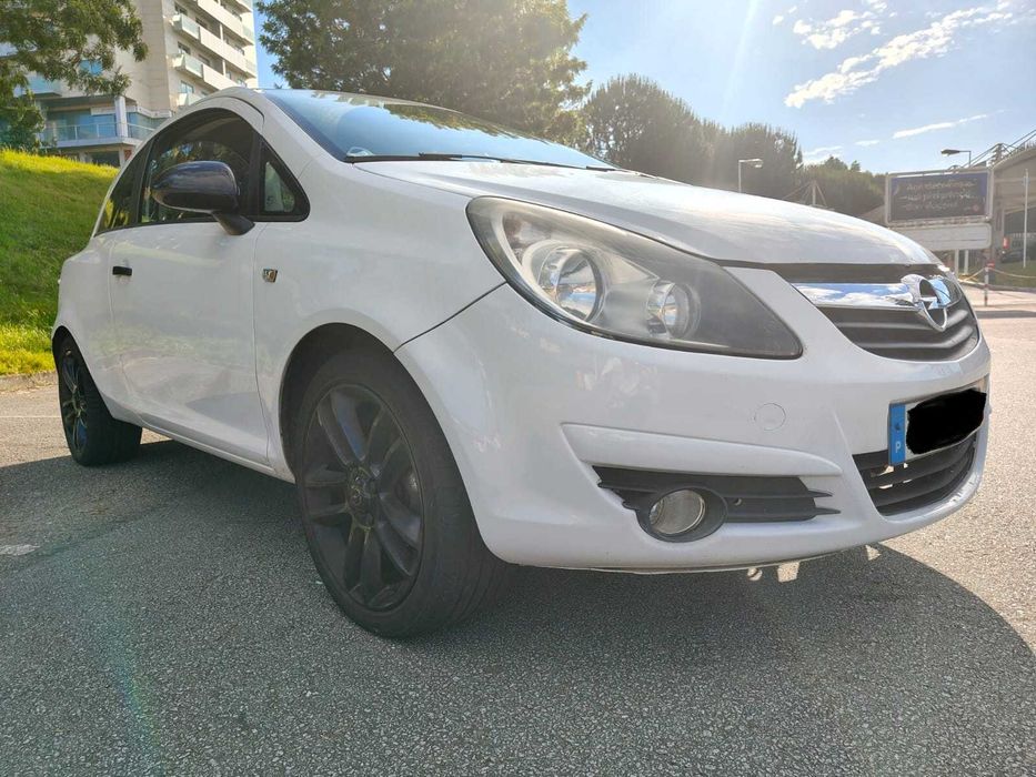 Opel Corsa Black Edition