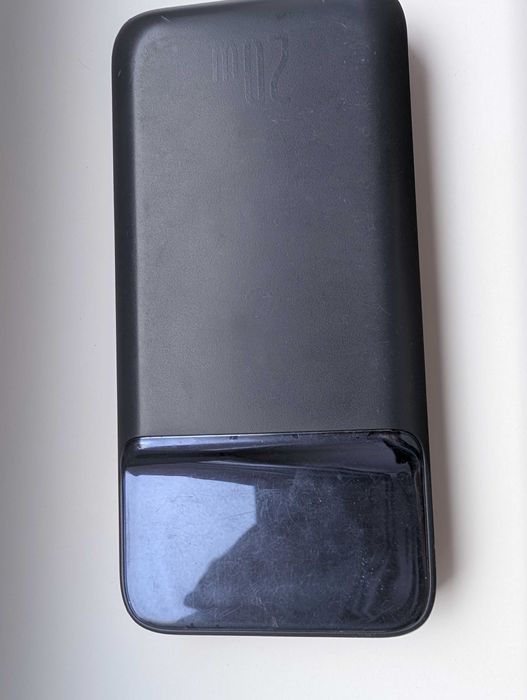 Power Bank Baseus Magnetic 10000mAh 20W Magsafe PPCXW10 - на запчастини, не вмикається після падіння