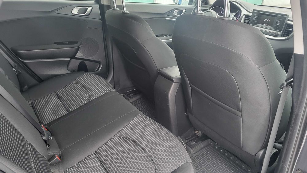 Авто Kia Ceed 1.6