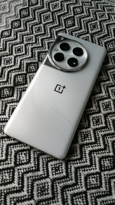 OnePlus 12 12/256gb silver