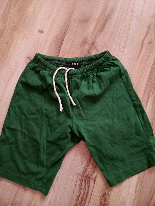Ciemno zielone spodenki szorty chłopięce S by S polski producent 122