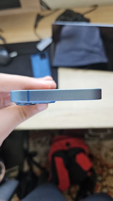 IPhone 13 mini у гарному стані