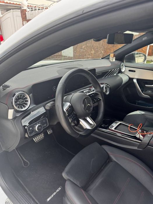 Mercedes-Benz CLA 35 AMG (2024) – Pack Night | 30.000 km | Impecável