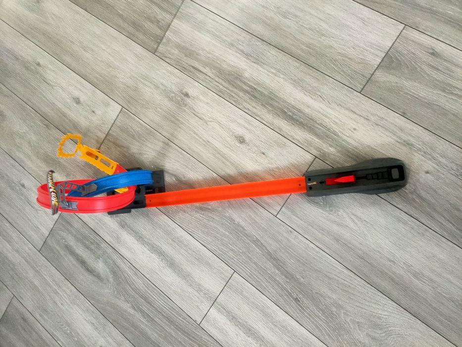 Zestaw Hot Wheels Podwójna pętla