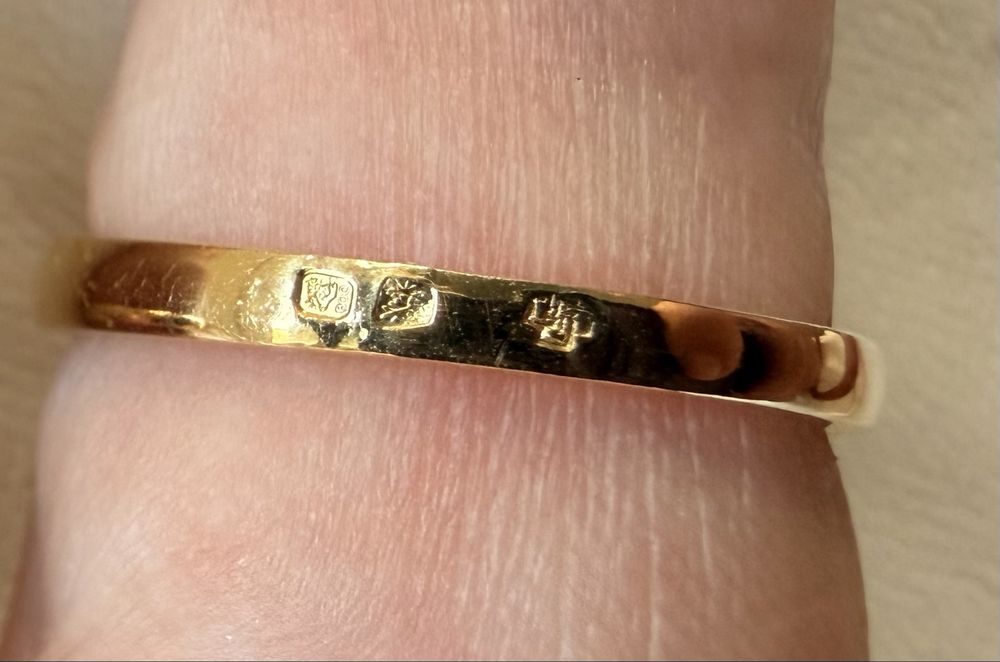 Anel de ouro 19k, peso3,36gr